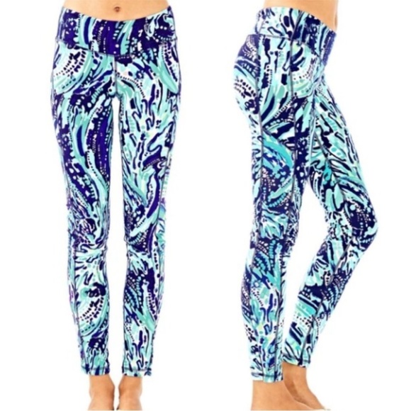 Lilly Pulitzer Navy Crash the Bash Luxletic Weekender Legging and Kai Tank S XS - Picture 8 of 16